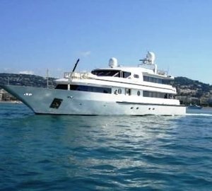 AMZ Yacht Charter Details, Greek Charter Yacht | CHARTERWORLD Luxury ...